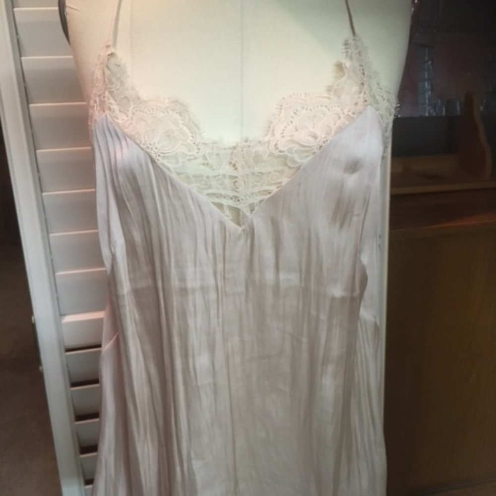 H&M satiny camisole with lace detail size 10